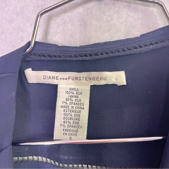 Diane Von Furstenberg Blue Silk Wrap Blouse Size 2 Marcelo Ruffle DVF - Picture 6 of 9